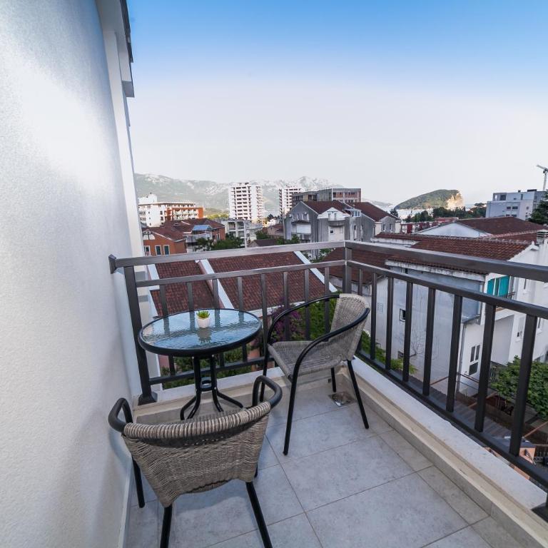 Milara Apartments - Dvokrevetna Soba sa Bračnim Krevetom i Terasom - 6