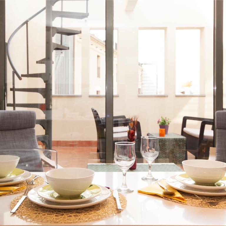 LetsGo Paseo de Gracia - One-Bedroom Apartment with Terrace - 12