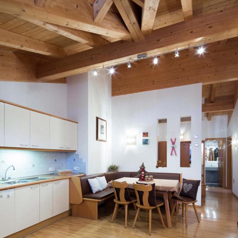 Alpin Apartments Colfosco - Appartement Confort 3 Chambres - 4