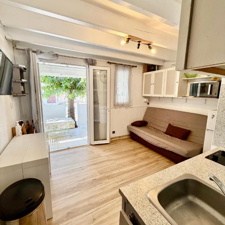 villa T2 cabine 500m de la plage - Two-Bedroom House - 2