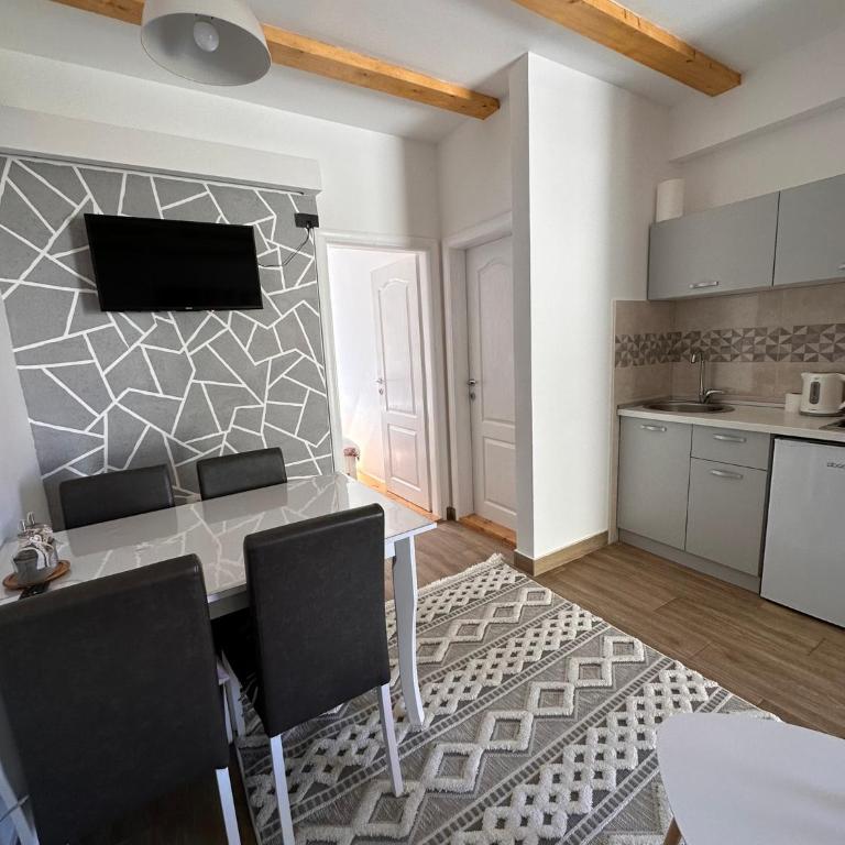 Guest House Dzakovic Stana - Apartman sa 1 Spavaćom Sobom - 1