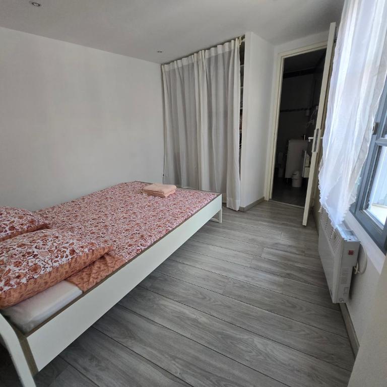 T2 Cozy proche des Halles Climatisé - One-Bedroom Apartment - 3