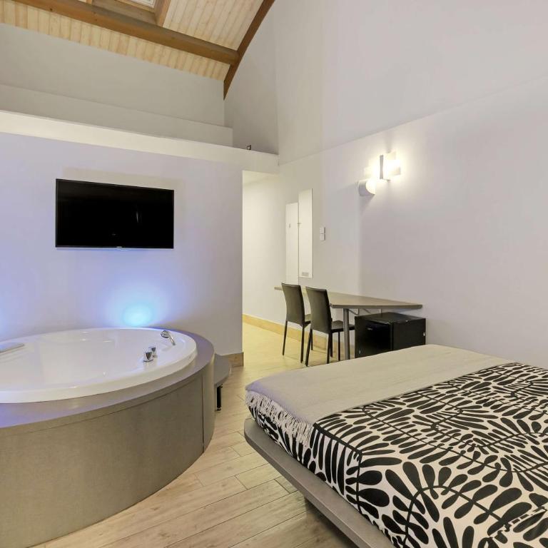 Suite A Tema - Deluxe Queen Studio - 12