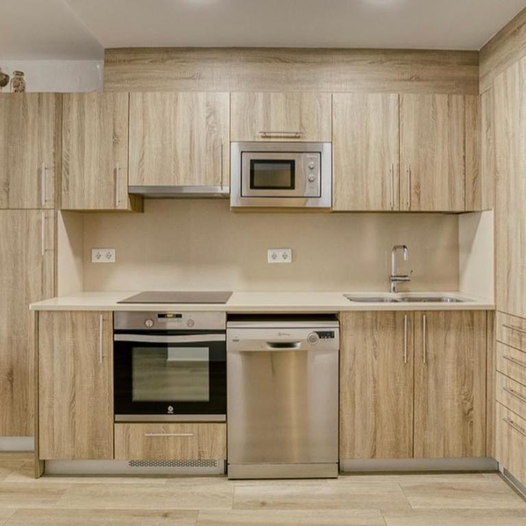 Apartament cèntric vora la platja - Apartamento de 1 dormitorio - 2