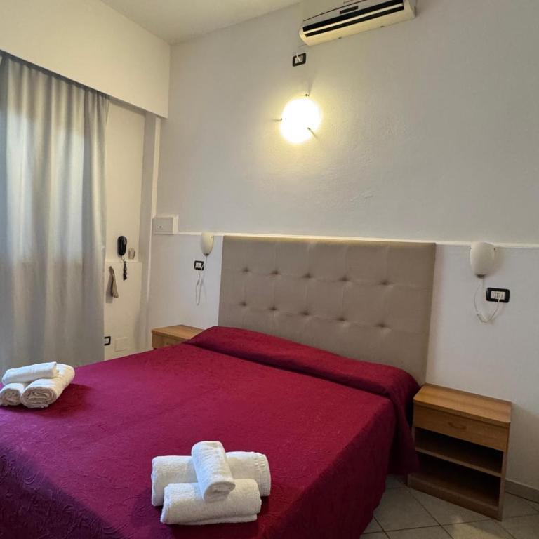 Hotel Anthos - Double Room with Balcony - 8