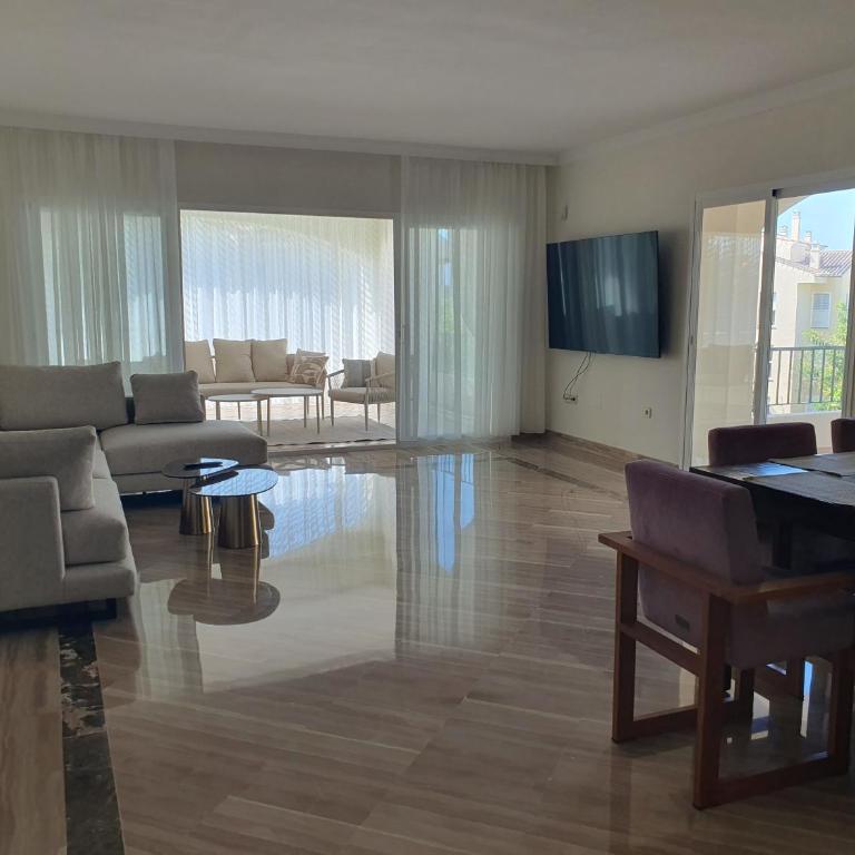 Vista Hermosa Marbella - Apartamento Suite de 3 dormitorios - 16