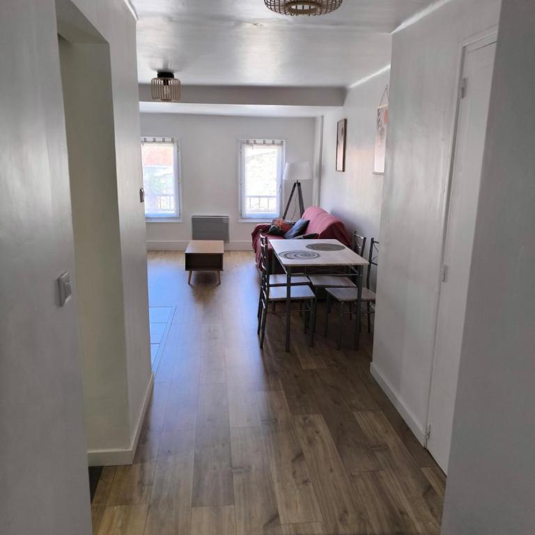 Bel Appartement Terracotta au cœur de Narbonne - Two-Bedroom Apartment - 2