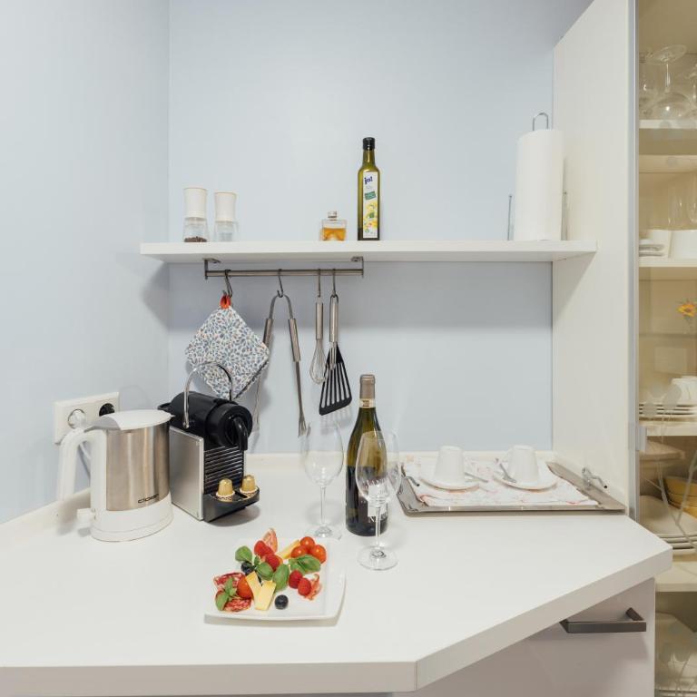 Feriendomizil "Zum Grauen Wolf" - Exklusive Ferienwohnungen im Herzen der Insel Lindau - One-Bedroom Apartment - 4
