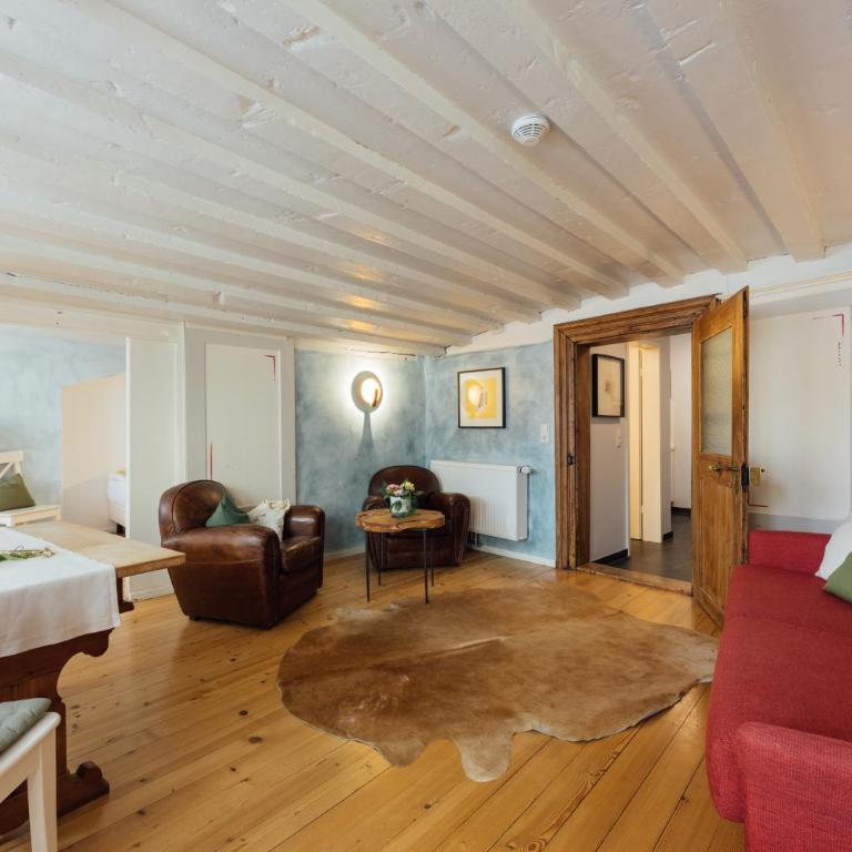 Feriendomizil "Zum Grauen Wolf" - Exklusive Ferienwohnungen im Herzen der Insel Lindau - One-Bedroom Apartment - 12