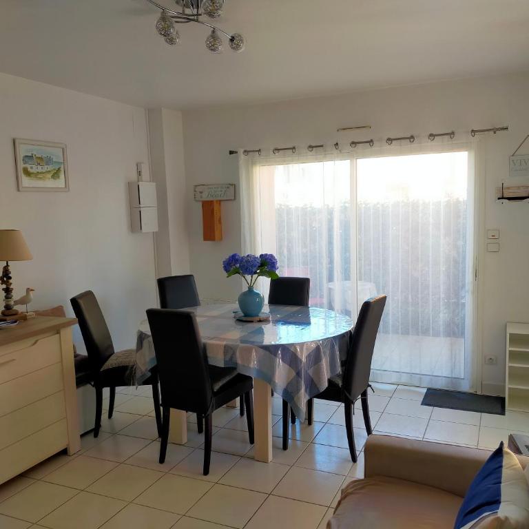 Apt T3, 2ch, tout à pied, 50m plage, Pointe du Bec - Apartment mit 2 Schlafzimmern - 4