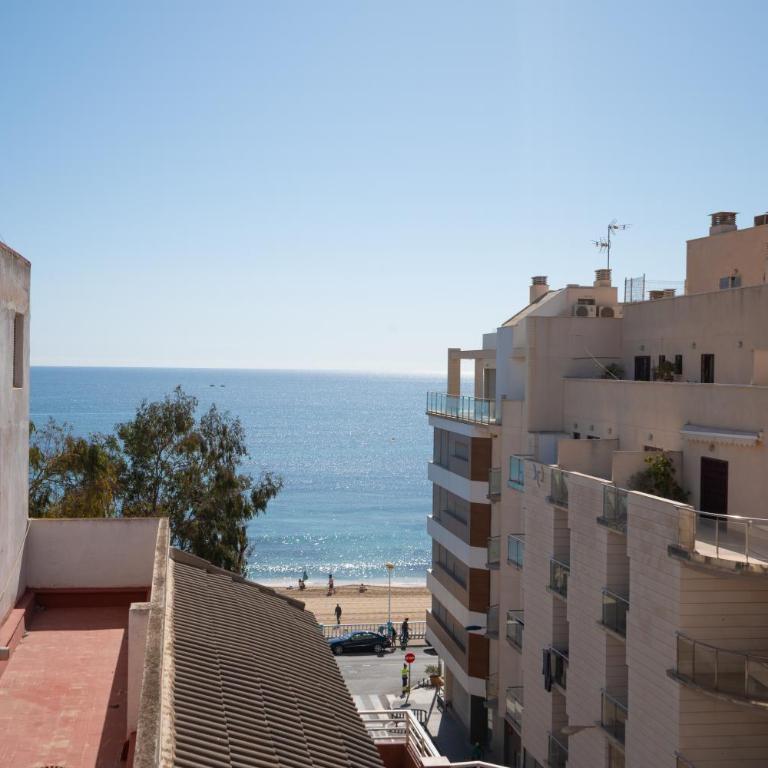 Penthouse met 2 slaapkamers bij het strand in Torrevieja - Two-Bedroom Apartment - 4