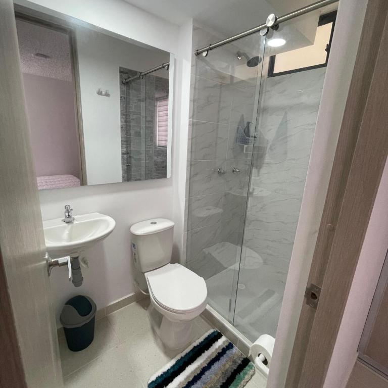 City House Group Girona - Apartamento con vistas a la piscina - 13