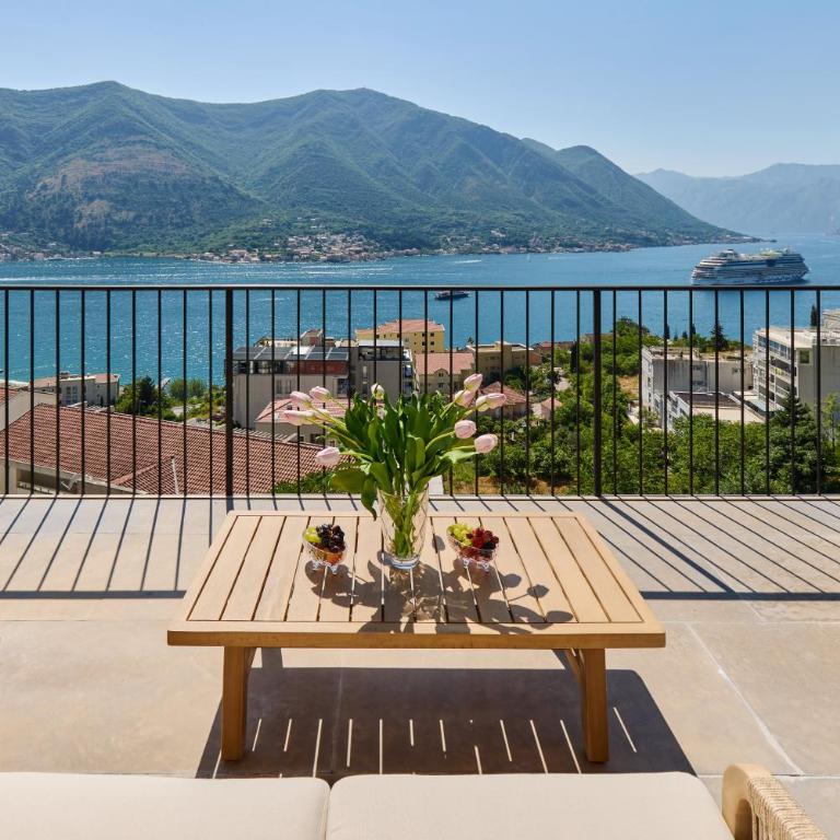 Sea Breeze Residence - Three-Bedroom Apartment with Sea View - 5