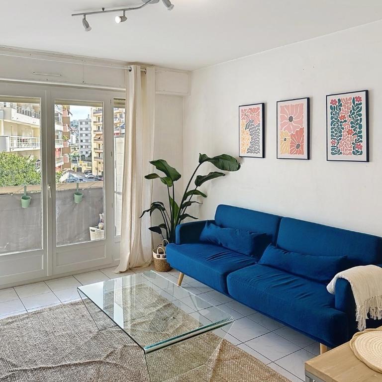 3P terrace, with air conditioning beach and center within walking distance - Two-Bedroom Apartment - 1