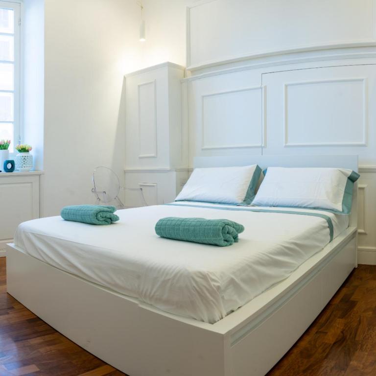 Cuore di piazza Verdi - Appartamento con 3 Camere da Letto - 22
