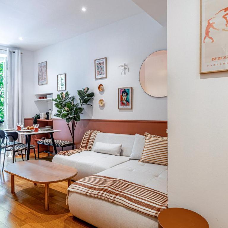 New! Remodeled Appartement in the Heart of Nice, Beach 3 min, 2BR, AC, Elevator, Amazing little terrace, Best Location! - Appartement 2 Chambres - 16