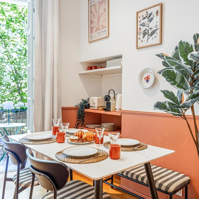 New! Remodeled Appartement in the Heart of Nice, Beach 3 min, 2BR, AC, Elevator, Amazing little terrace, Best Location! - Appartement 2 Chambres - 18