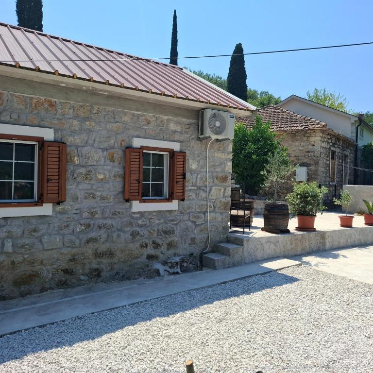 Gallery Stone House - One-Bedroom Apartment - 35