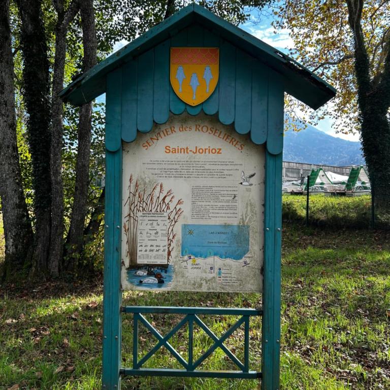 Vue montagnes, à 5 mn du lac et de la piste cyclable,lit King size, Park gratuit - Appartement 1 Chambre - 35