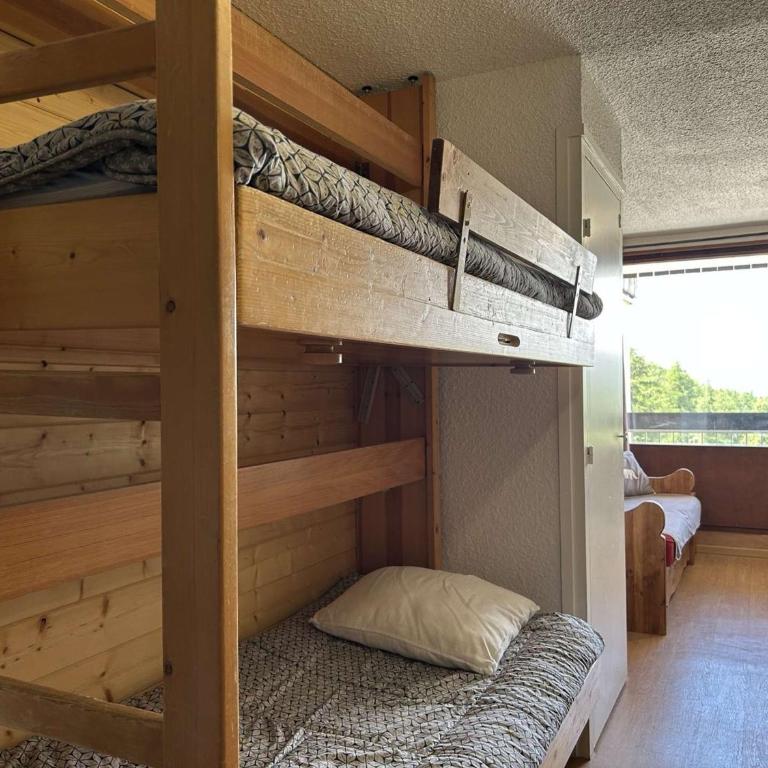 Studio cosy au ski pour 4 avec balcon, parking et wifi à Montgenèvre - FR-1-330D-95 - Appartement (4 Adultes) - 11