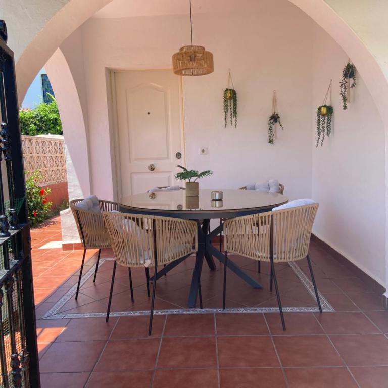 Los Alamos - Bungalow - 12