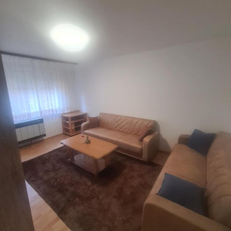 Stan Bjelave - One-Bedroom Apartment - 2