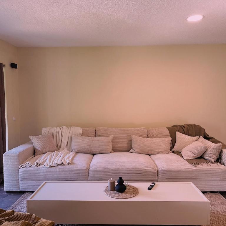 Layal Residence Exclusive 2 Floor House with Terrace - One-Bedroom House - 8
