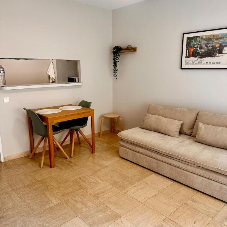 2p - vue mer et montagne - Monaco - Appartement 2 Chambres - 9