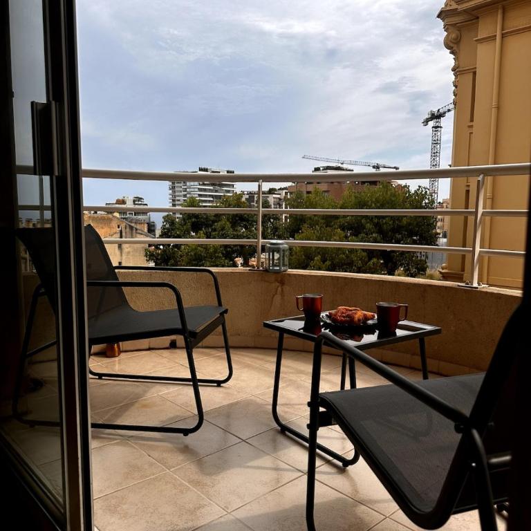 2p - vue mer et montagne - Monaco - Appartement 2 Chambres - 5