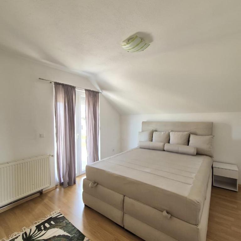 Wildlight - Three-Bedroom House - 7