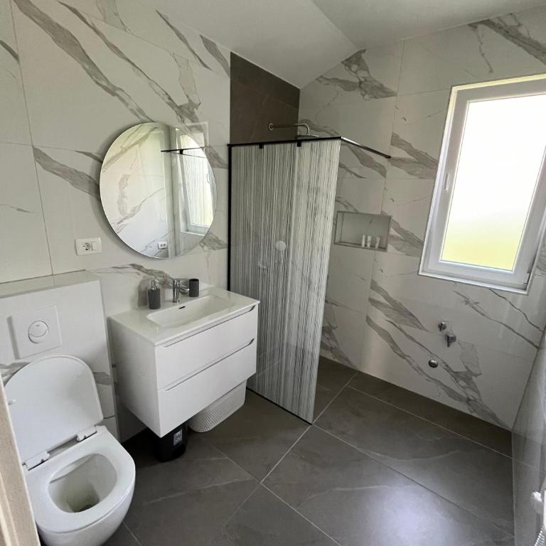 Villa Mirna - Two-Bedroom House - 28