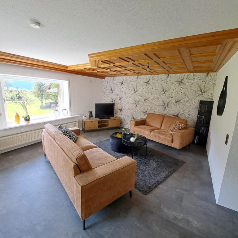 atHOME Appartements - Apartment mit 3 Schlafzimmern und Bergblick - 4