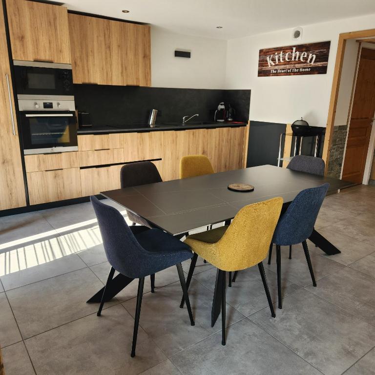 Nouveau !LE CHOUCAS appartements au centre de Chatel avec parking couvert - Appartement avec Balcon - 5