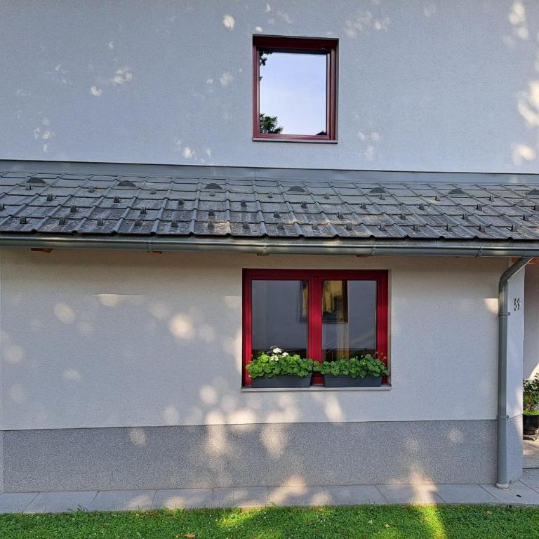 atHOME Appartements - Apartment mit 3 Schlafzimmern und Bergblick - 12