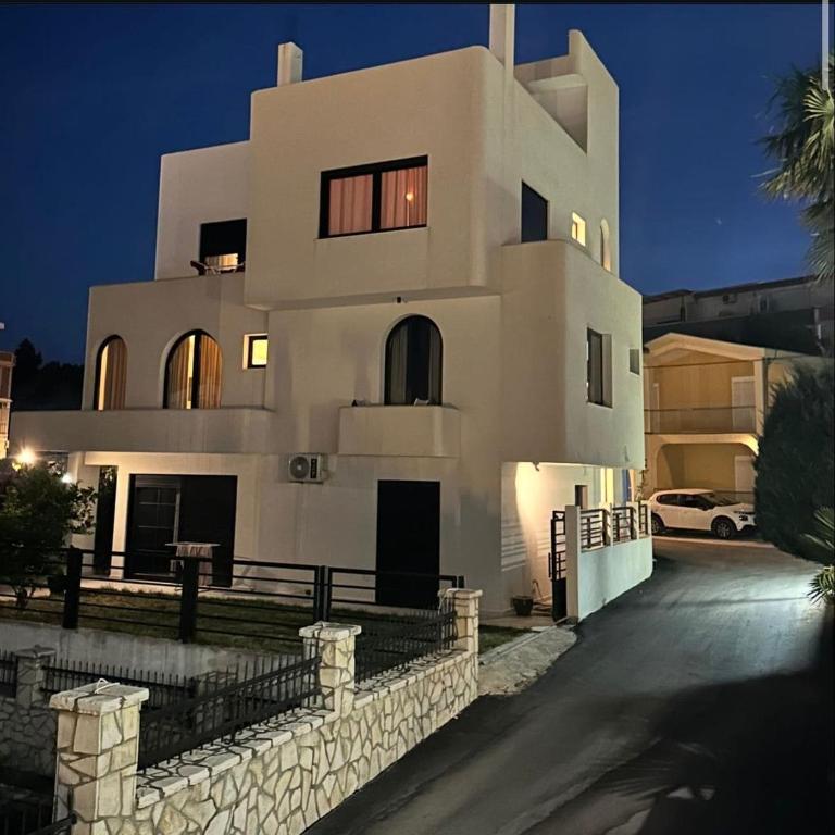 Carpe Diem 1 - Two-Bedroom Apartment - 4