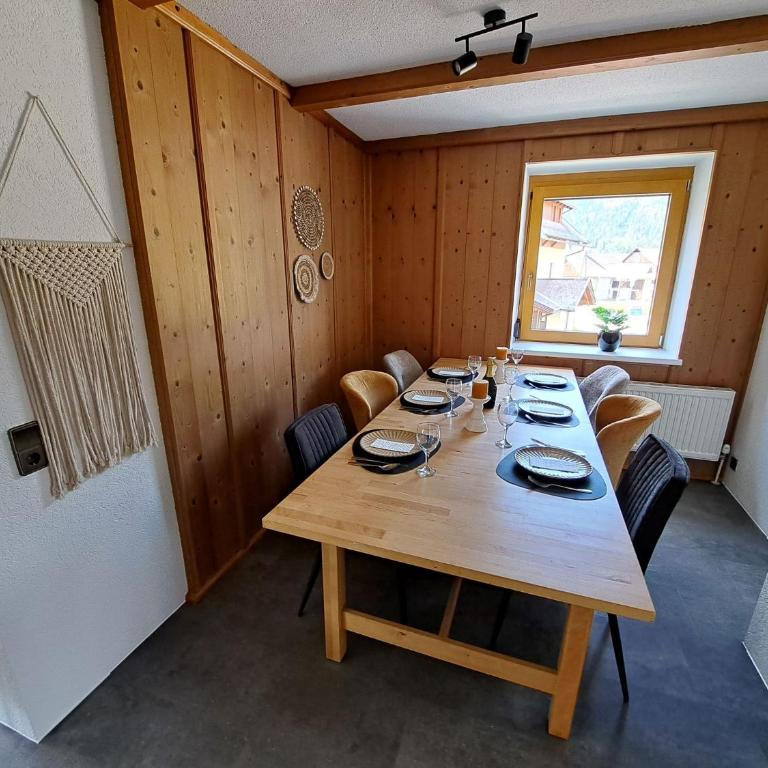 atHOME Appartements - Apartment mit 3 Schlafzimmern und Bergblick - 8