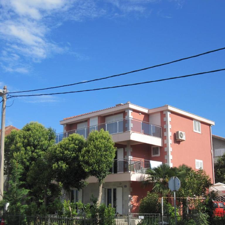 Apartments Delfin - One-Bedroom Apartment - 1