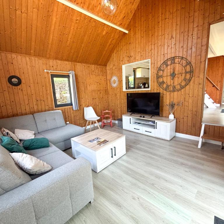 Chalet moderne 6 pers avec piscine l'été - Chalet 3 Chambres - 6