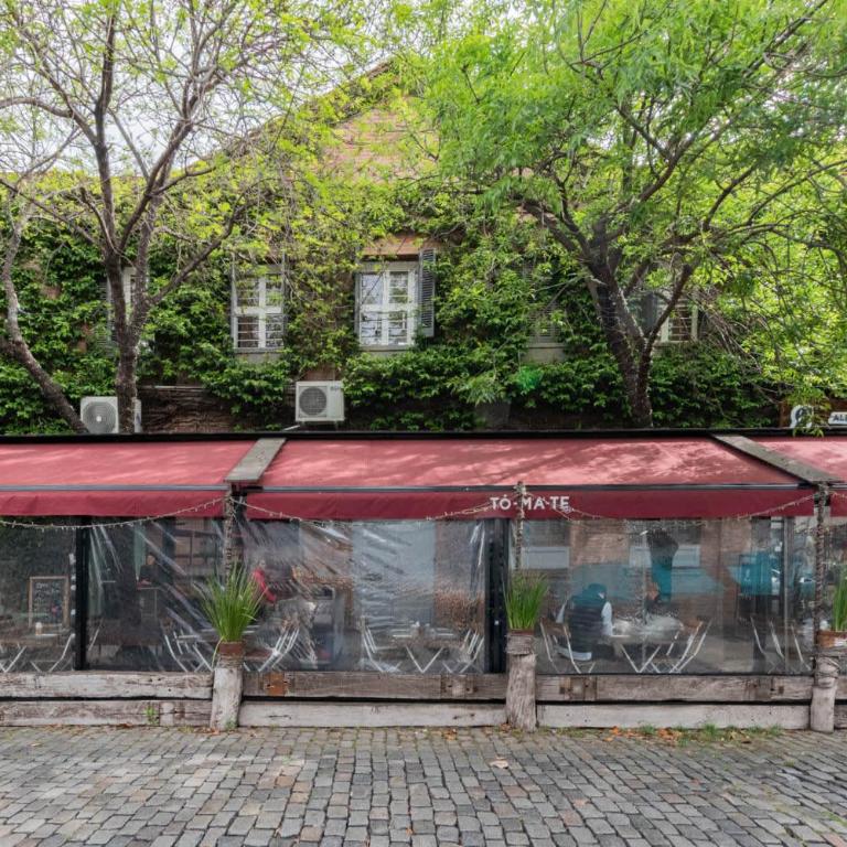 MOT Villa Salvador 4600 - 5 Bd Unique Villa Pool & BBQ Plaza Armenia - Villa - 11