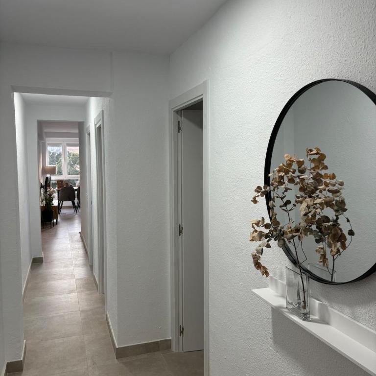 centro, playa 3 habitaciones 4 personas - Three-Bedroom Apartment - 5