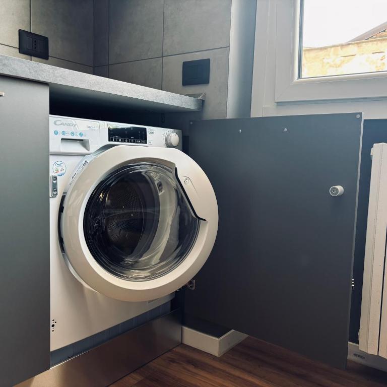 Monza Park Comfort Apartment - Appartamento con 2 Camere da Letto e Balcone - 33