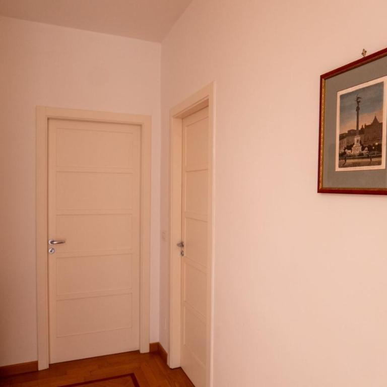 Dimora Santacroce - Camera Matrimoniale con Bagno Privato - 9