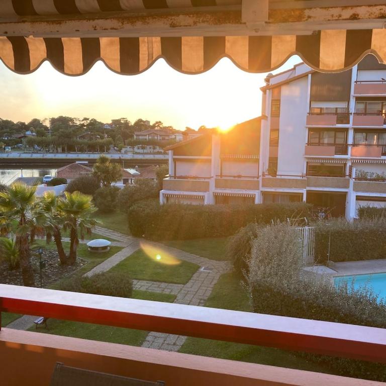 Grand studio calme vue sur port - One-Bedroom Apartment - 1