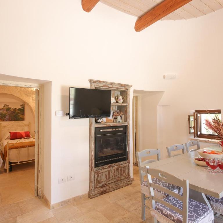 Trulli Il Carrubo by Apulia Hospitality - Two-Bedroom Villa - 19