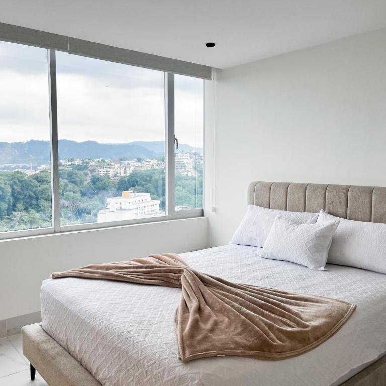 NEW! Suite,Piscina de lujo, GYM, WiFi, Tv en Guayaquil zona ejecutiva - Suite with City View - 8