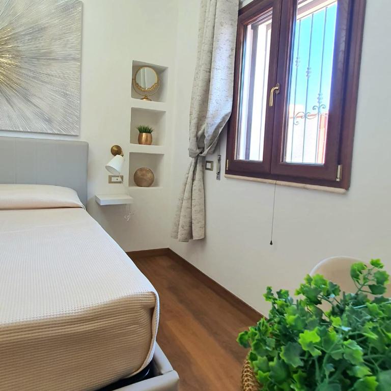 N'Est - Camere di design in centro storico a Orosei - Deluxe Doppelzimmer - 2
