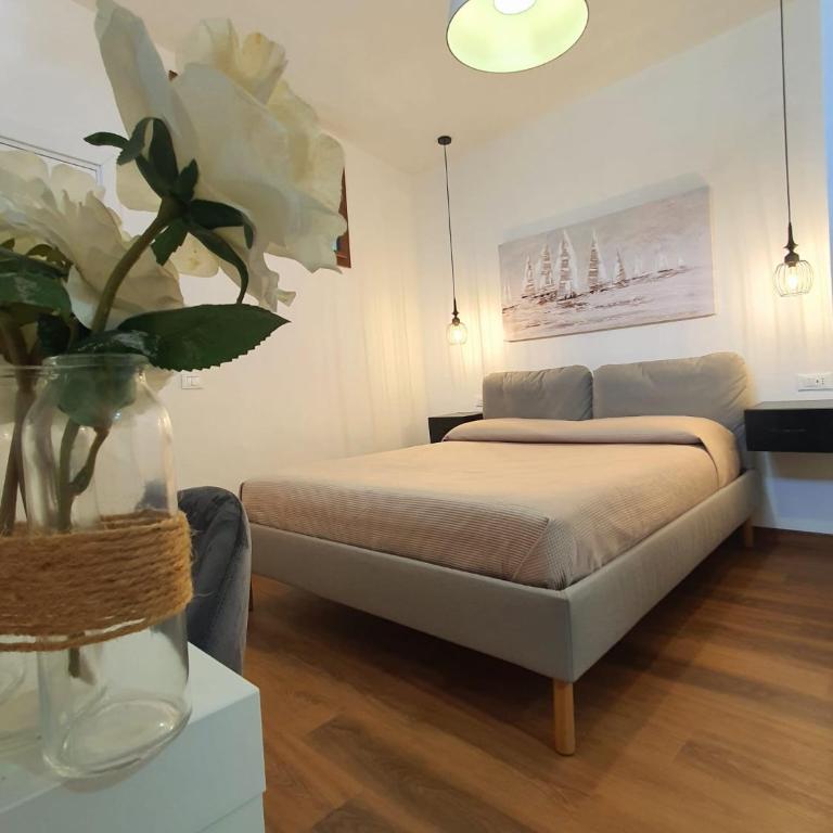 N'Est - Camere di design in centro storico a Orosei - Doppelzimmer mit eigenem Bad - 3