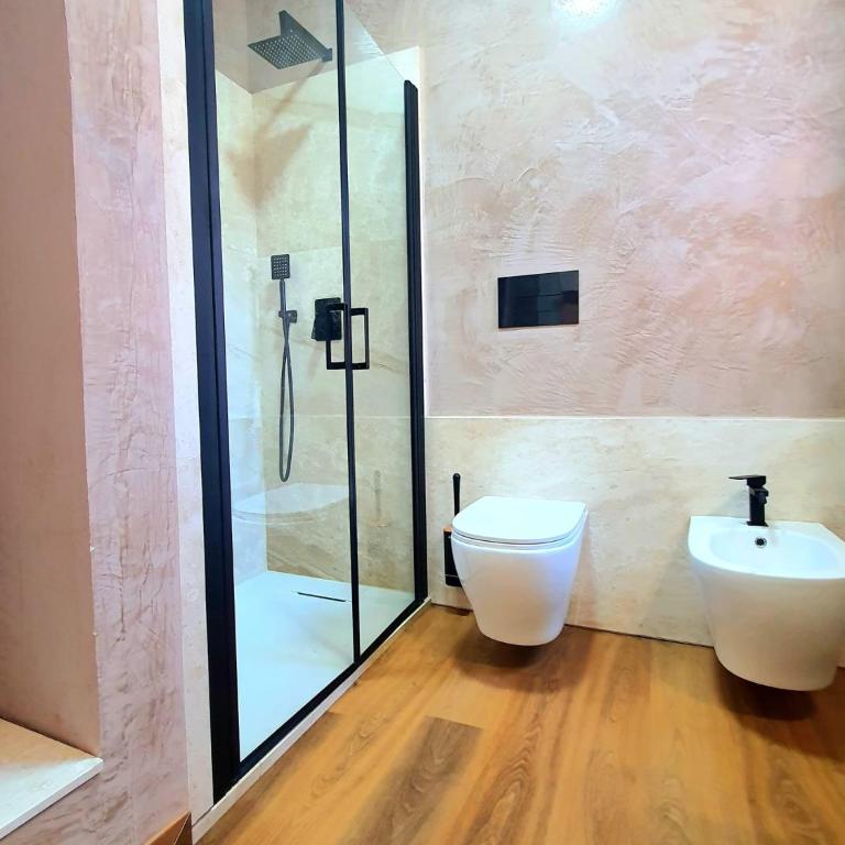N'Est - Camere di design in centro storico a Orosei - Doppelzimmer mit eigenem Bad - 6