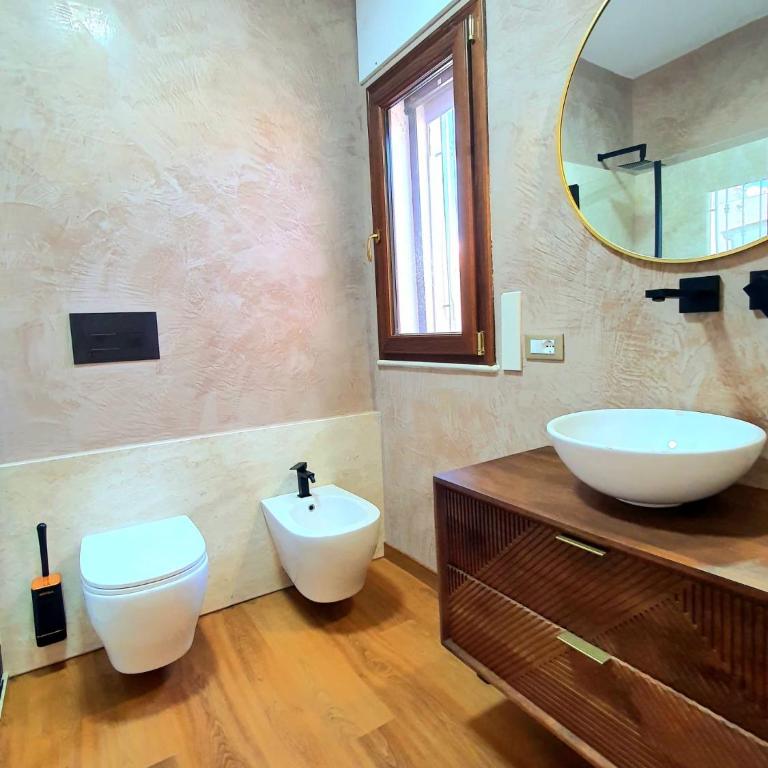 N'Est - Camere di design in centro storico a Orosei - Doppelzimmer mit eigenem Bad - 7