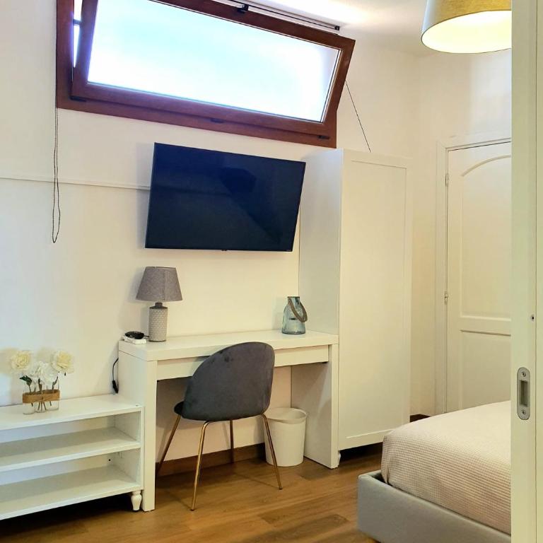 N'Est - Camere di design in centro storico a Orosei - Doppelzimmer mit eigenem Bad - 8